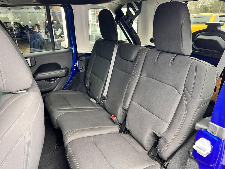 2020 Jeep Wrangler 2.2 MultiJetII Sahara SUV 4dr Diesel Auto 4WD Euro 6 (s/s) (200 ps) CONVERTIBL...