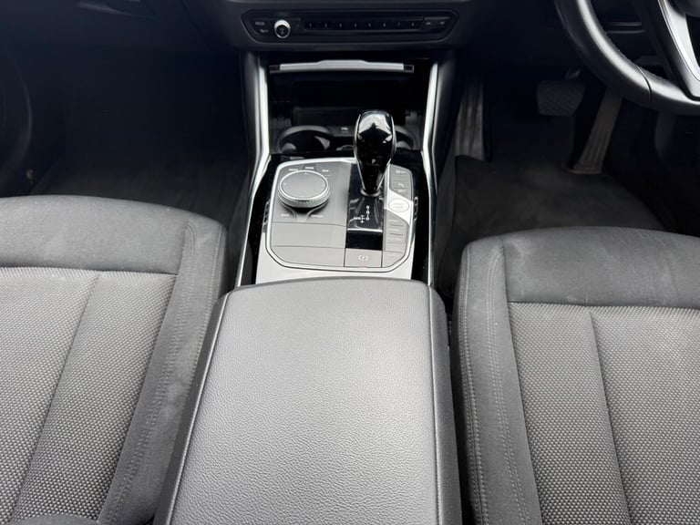 2021 BMW 3 Series 2.0 330e 12kWh SE Pro Auto Euro 6 (s/s) 4dr SALOON Petrol/Electric Hybrid Autom...