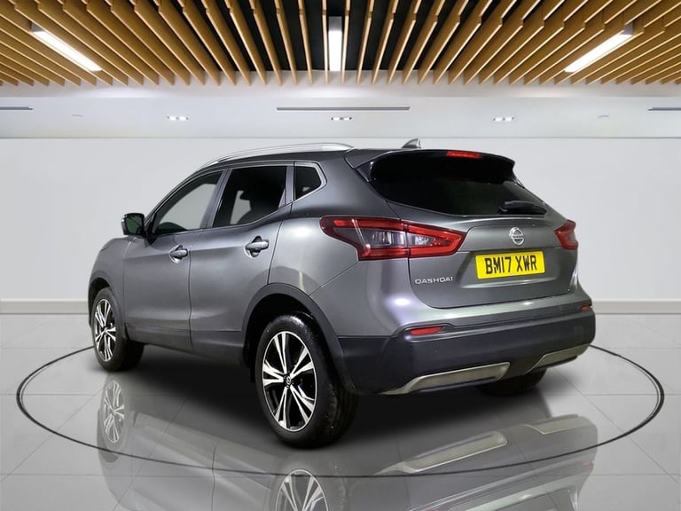 2017 Nissan Qashqai 1.2 DiG-T N-Connecta 5dr HATCHBACK PETROL Manual