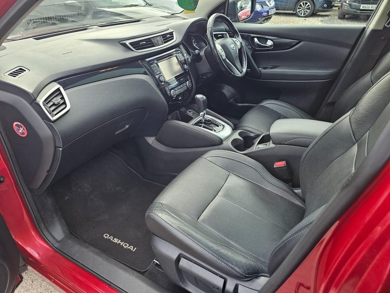 2015 Nissan Qashqai 1.6 dCi Tekna XTRON 2WD Euro 6 (s/s) 5dr HATCHBACK Diesel Automatic