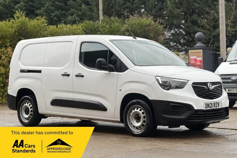 2021 Vauxhall Combo 1.5 Turbo D 2300 Dynamic L2 H1 Euro 6 4dr Diesel