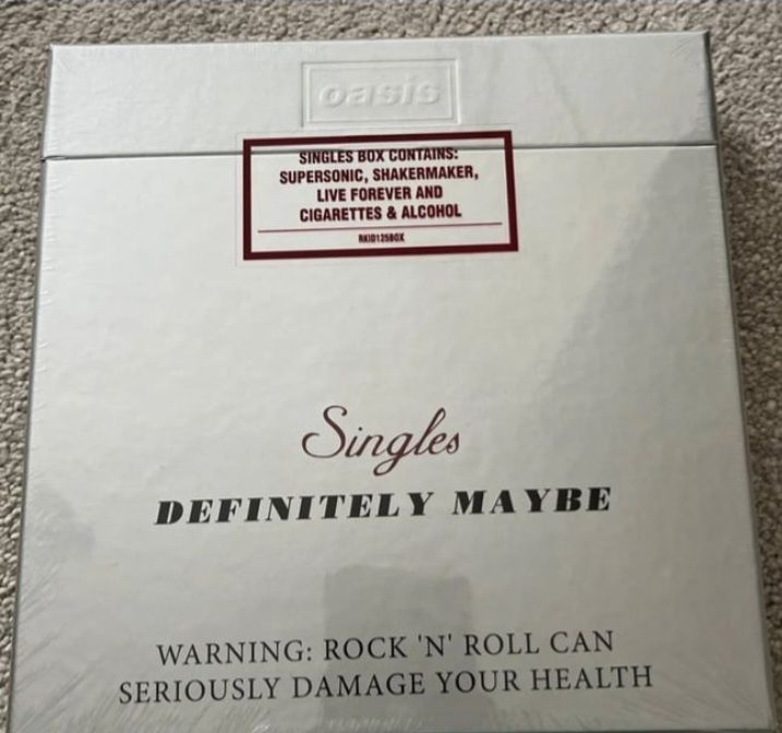 Oasis definitely maybe vinyl 7inch singles box set new sealed 