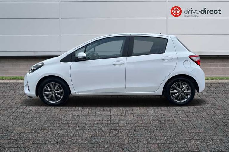 2019 Toyota Yaris 1.5 VVT-i Icon Hatchback 5dr Petrol CVT Euro 6 (111 ps) Hatchback Petrol Automatic