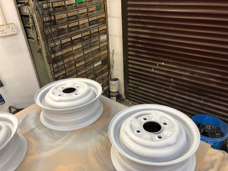 Austin Morris mg 1100 mk1 steel wheels and tyres