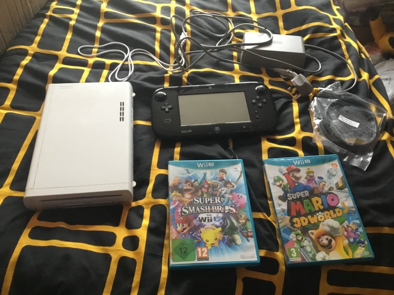 Wii u console bundle,super smash bros, super mario 3D World etc