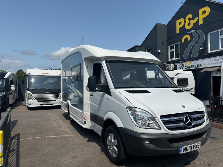 IH J220 2 Berth Mercedes LHD Auto DIESEL AUTOMATIC 2010/10
