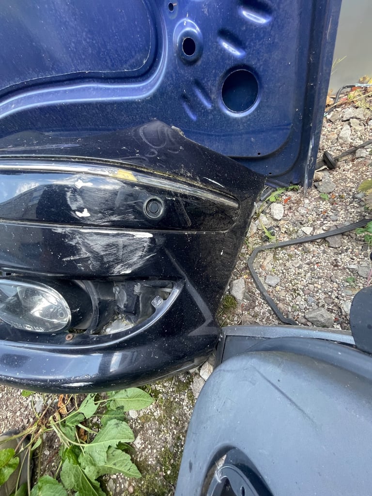 Mercedes w203 c class front sport bumper 2004-2007 saloon or estate breaking car