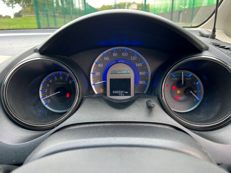 2013 Honda Fit LX HYBRID ELECTRIC Automatic