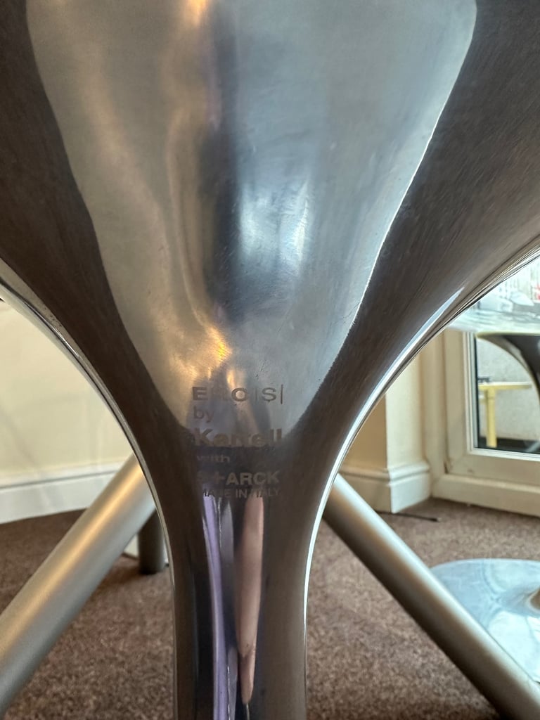 Ero(s) by Katell Italian Dinning table and Chairs 