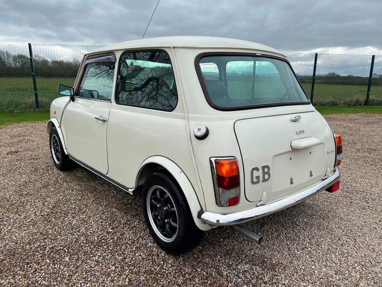 ROVER MINI PAUL SMITH RARE INVESTABLE CLASSIC MINI 1300 AUTOMATIC 1 OF 1800 MADE