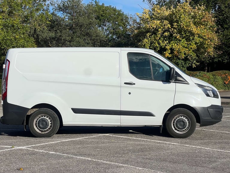 2015 Ford Transit Custom 2.2 TDCi 100ps Low Roof Van PANEL VAN DIESEL Manual