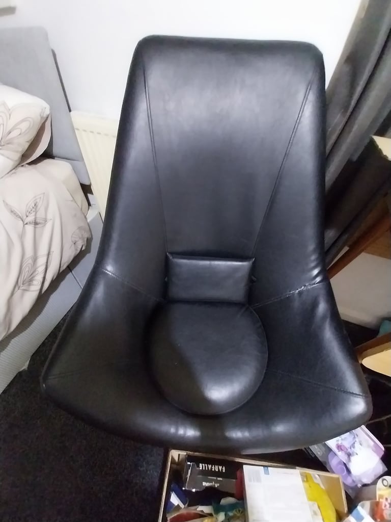 Gaming chair