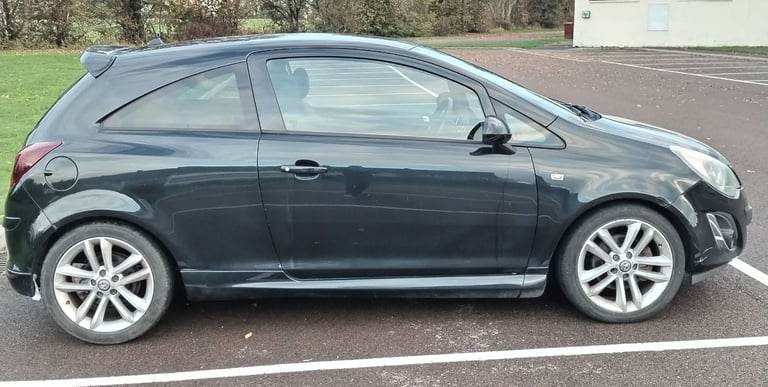 ✅ Vauxhall Corsa 1. 4 Turbo, Black Edition