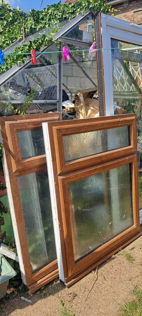 Used doors and windows and burglar bars/grills ) 