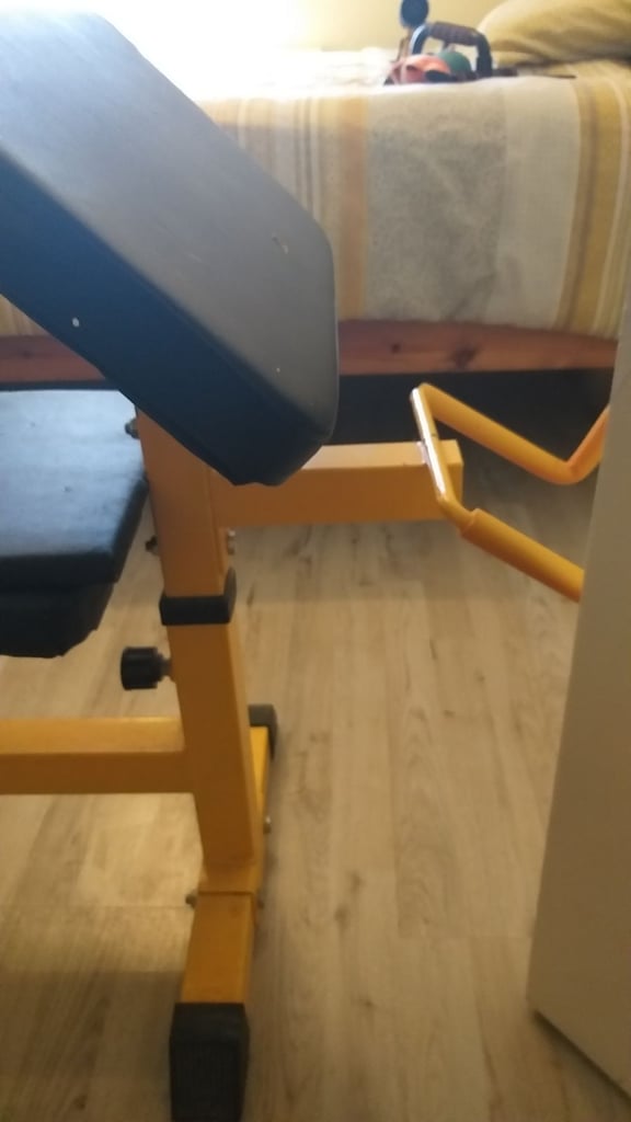 Multigym, solid frame, excellent with accessories 