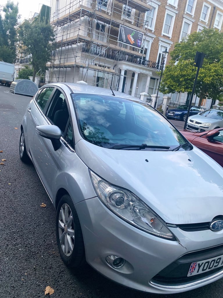 Ford, FIESTA, Hatchback, 2009, Manual, 1242 (cc),5 doors - Image 2