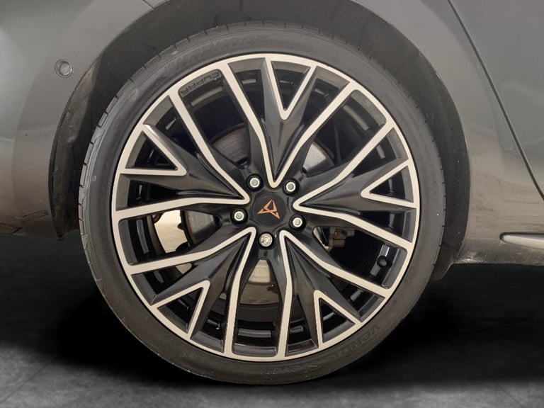 2024 Cupra Leon 1.4 eHybrid 12.8kWh VZ2 Design Edition Hatchback 5dr Petrol Plug-in Hybrid  Hatch...