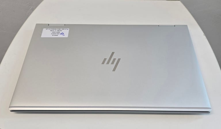 HP x360 G7 i7-10th Gen 16GB 512 GB SSD Intel Iris Ultra Full HD