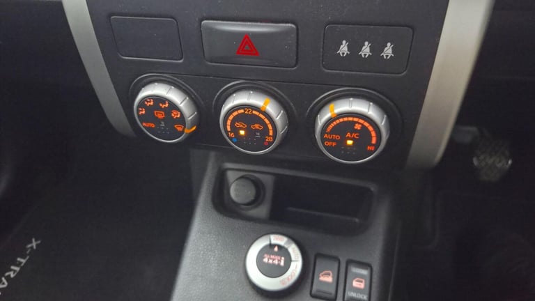 2014 Nissan X-Trail 2.0 dCi n-tec+ 4WD Euro 5 5dr ESTATE Diesel Manual