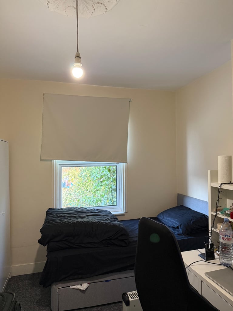 Private Room for rent E10 6HT