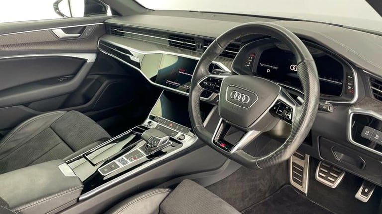 2022 Audi A6 Avant Black Edition 40 TDI quattro 204 PS S tronic Automatic Estate Diesel Automatic