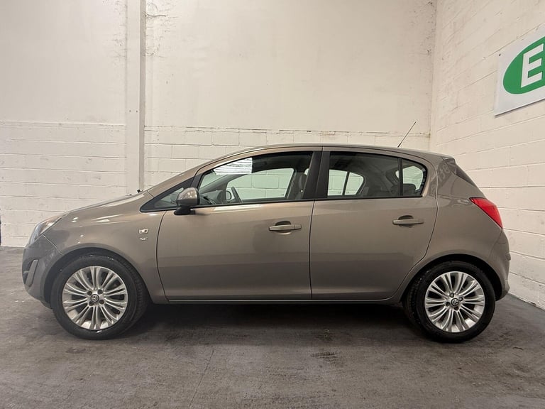 2013 Vauxhall Corsa 1.4 16V SE Auto Euro 5 5dr HATCHBACK Petrol Automatic