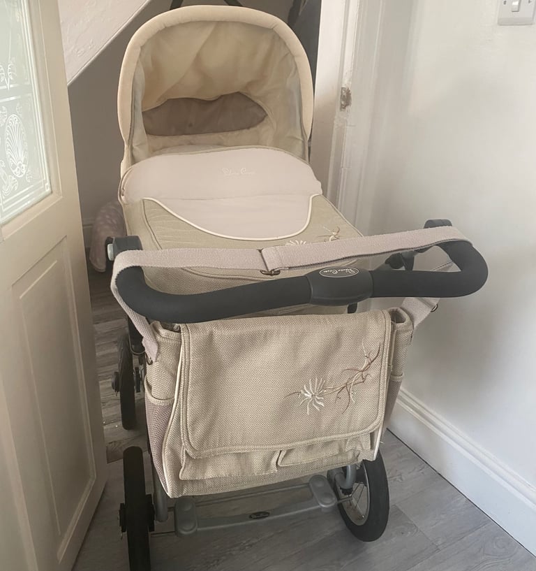 image for Silver cross pram 