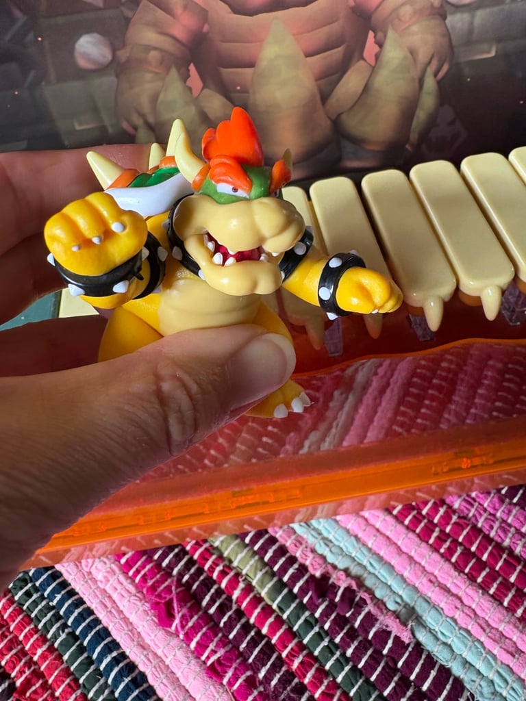 Super Nintendo - Super Mario Deluxe Bowser Battle Playset