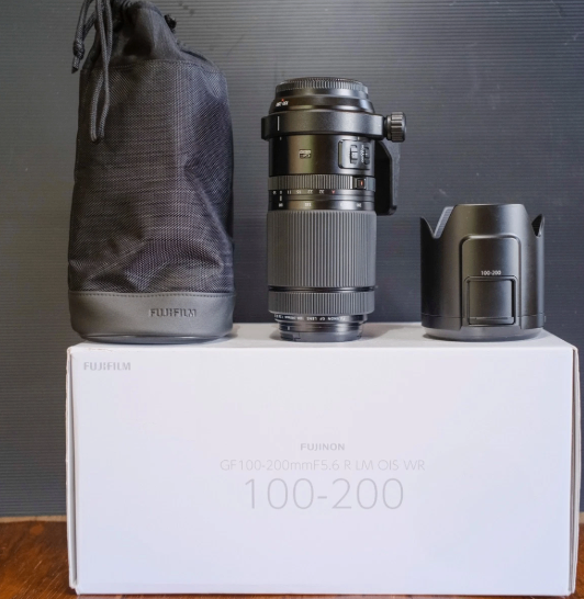 Fujifilm GF 100-200mm f5.6 R LM OIS WR lens