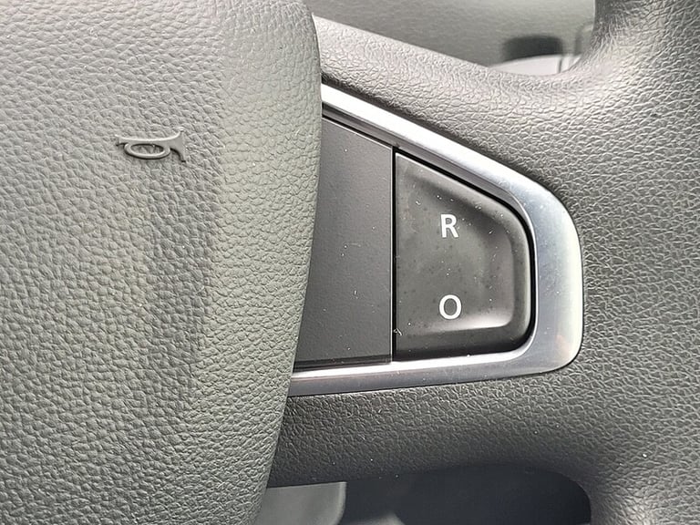 2023 Renault Master 145ps ENERGY 35 Business Luton Low Loader LWB 4.85m with Roller Shutter Doo L...