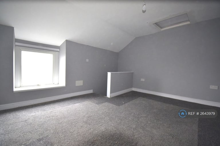 4 bedroom house in Dalzell Street, Moor Row, CA24 (4 bed) (#2643979)