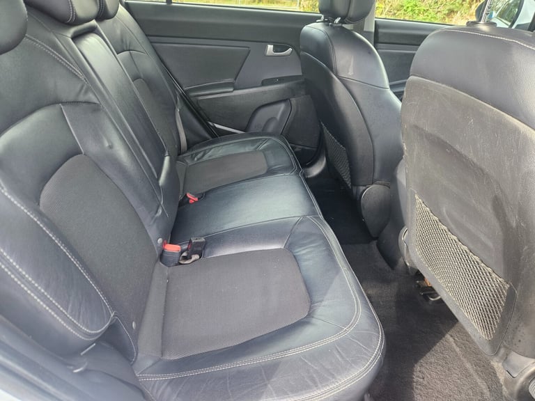 2012 Kia Sportage 1.7 CRDi ISG 2 5dr ESTATE Diesel Manual