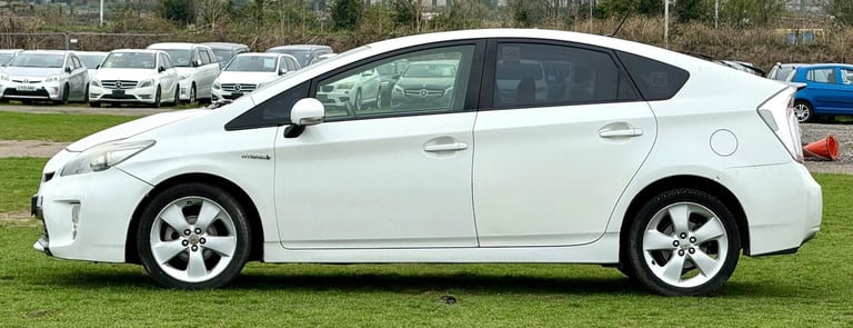 2012 Toyota Prius 1.8 VVT-h T Spirit Hatchback 5dr Petrol Hybrid CVT Euro 5 (s/s) (136 ps) HATCHB...