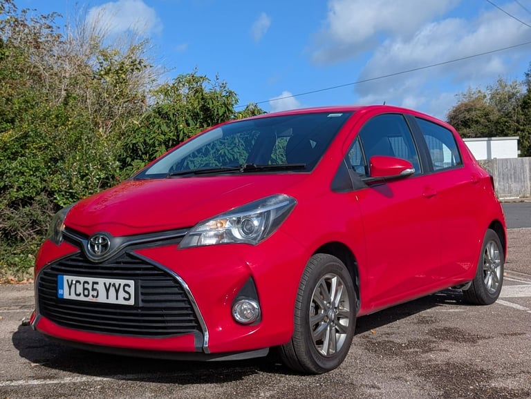 2015 Toyota Yaris 1.3 Icon Vvt-i 5 Door Petrol Hatchback 1 Owner FMDSH Hatchback Petrol Manual