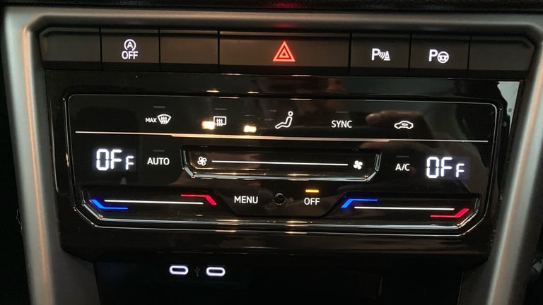 2022 Volkswagen T-Roc 1.0 TSI Life 5dr Petrol Hatchback Hatchback Petrol Manual