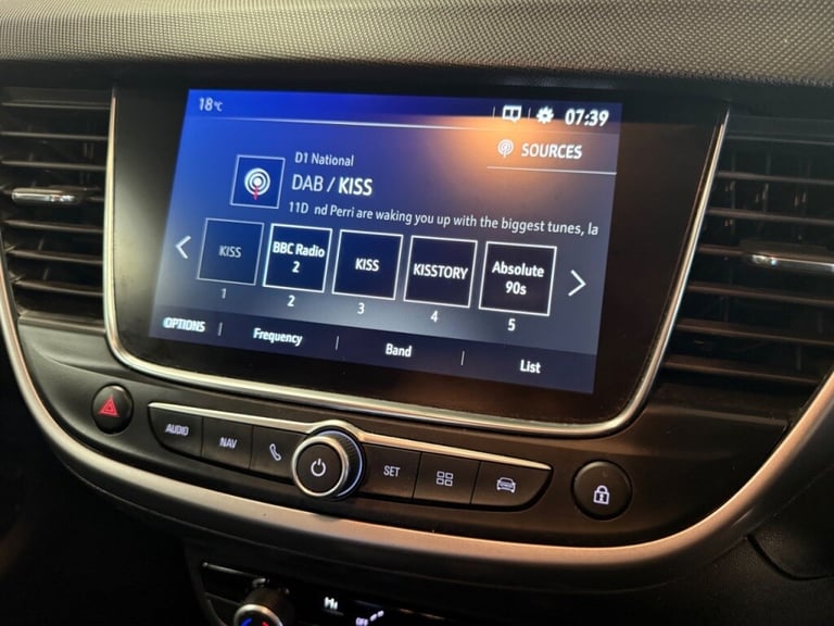  Vauxhall Crossland X 1.2 SE Nav 5dr Petrol