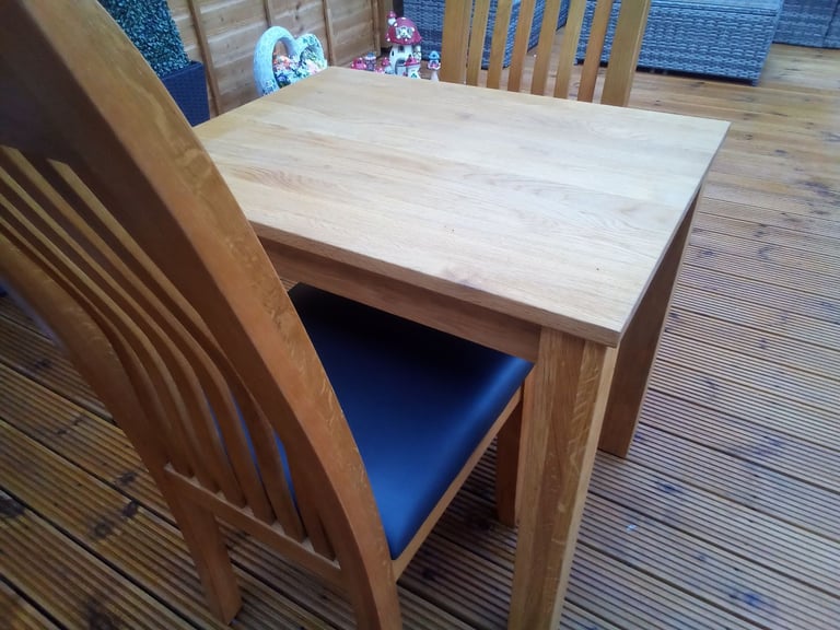 Oak table