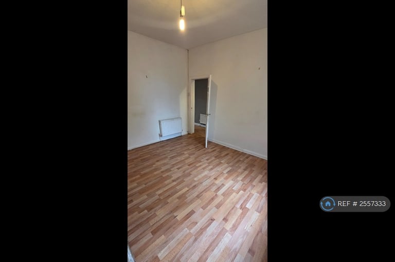2 bedroom house in Church Street, Westhoughton, Bolton, BL5 (2 bed) (#2557333)