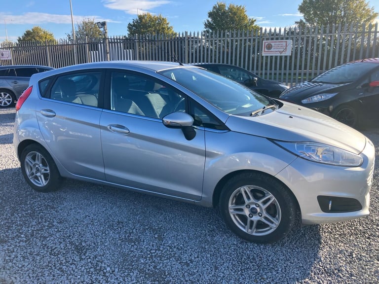 2014 Ford Fiesta 1.25 82 Zetec 5dr HATCHBACK PETROL Manual