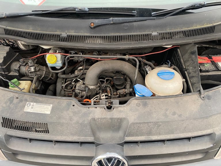 Vw transporter t5 4berth campervan 12 months mot  and rear seat belts 