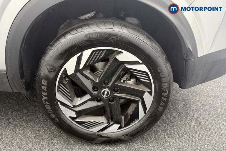 2024 Nissan Qashqai 1.3 DiG-T MH 158 N-Connecta 5dr Xtronic SUV Petrol Automatic