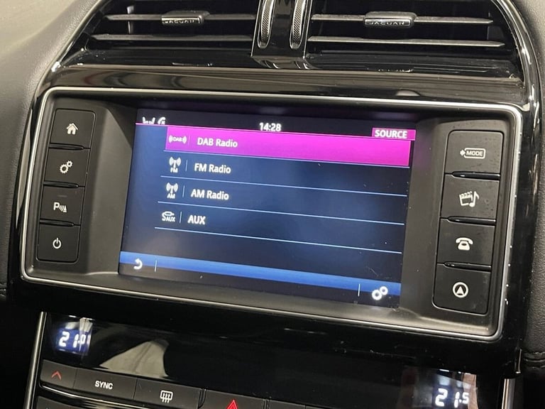 2018 Jaguar XE 2.0d Portfolio Saloon 4dr Diesel Manual Euro 6 (s/s) (180 ps) Saloon Diesel Manual
