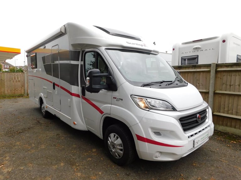 2018 SUNLIGHT T69L 4 Berth Low Line Motorhome Fiat Ducato 2.3 M/Jet 130 DIESEL Manual