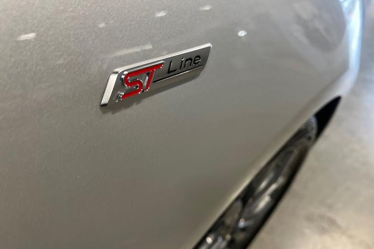 2024 Ford Focus 1.0 EcoBoost Hybrid mHEV ST-Line 5dr HATCHBACK PETROL Manual