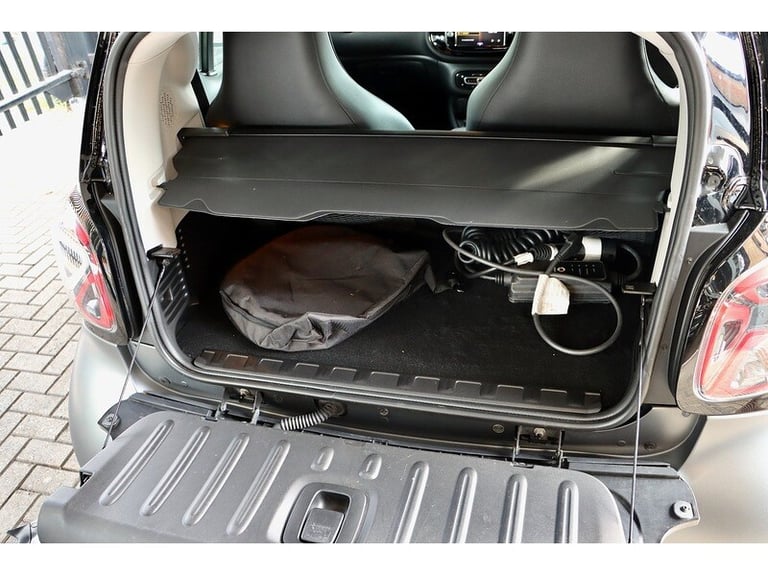 2022 smart fortwo 17.6kWh Prime Exclusive Coupe 2dr Electric Auto (22kW Charger) (82 ps) Coupe El...