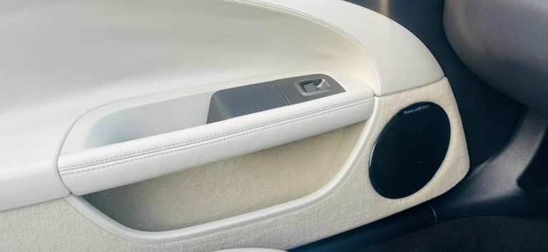 Jaguar XKR 5.0 convertible Automatic premium Sports pack 