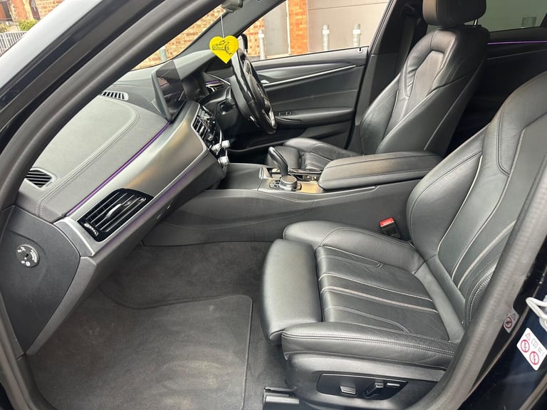 2022 BMW 5 Series 2.0 520d MHT M Sport Steptronic xDrive Euro 6 (s/s) 4dr SALOON Diesel/Electric ...