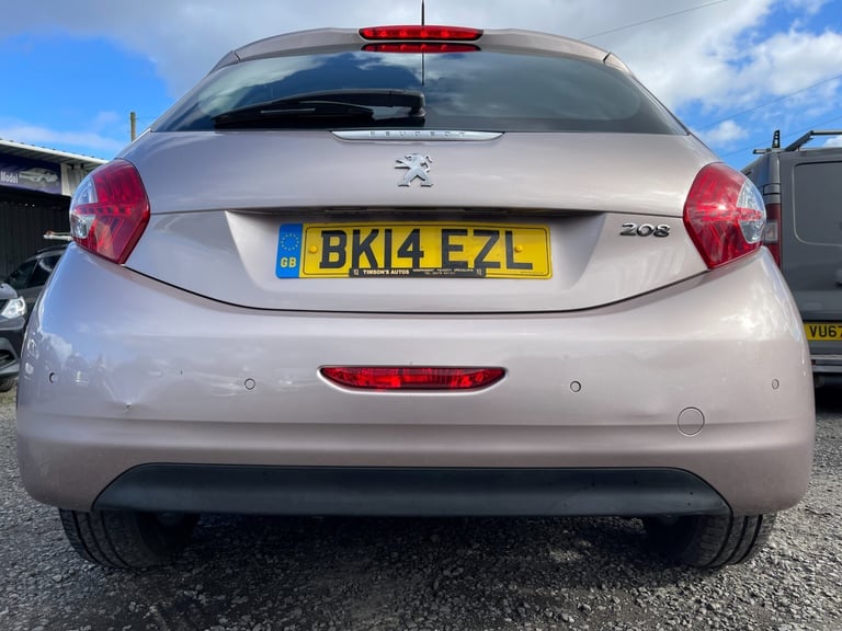2014 Peugeot 208 ACTIVE 5-Door Petrol