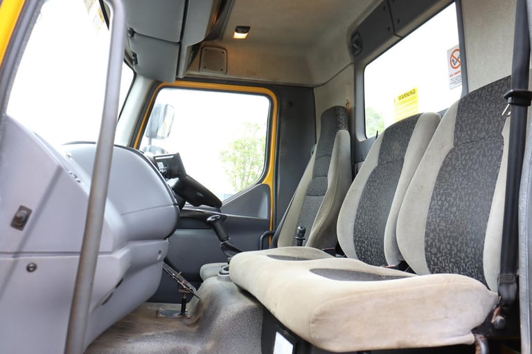 DAF LF55 220 4X2 DROPSIDE STEEL INSULATED TIPPER (2008)