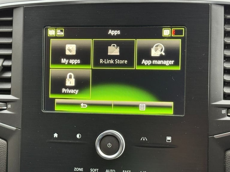 2019 Renault Megane 1.3 TCe Iconic Hatchback 5dr Petrol Manual Euro 6 (s/s) (140 ps) Hatchback Pe...